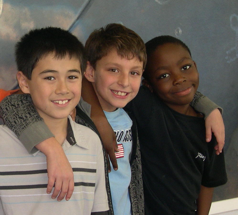 three boys friends image